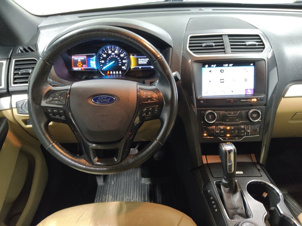 Used 2017 Ford Explorer XLT w/ Equipment Group 202A image 22