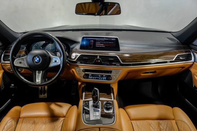 Used 2022 BMW 750i xDrive w/ Luxury Rear Seating Package AWD/4WD image 22