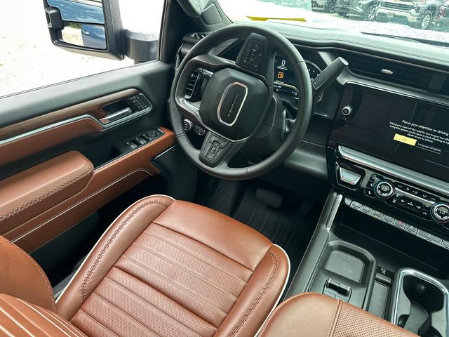 Used 2025 GMC Sierra 2500 Denali Ultimate AWD/4WD image 22