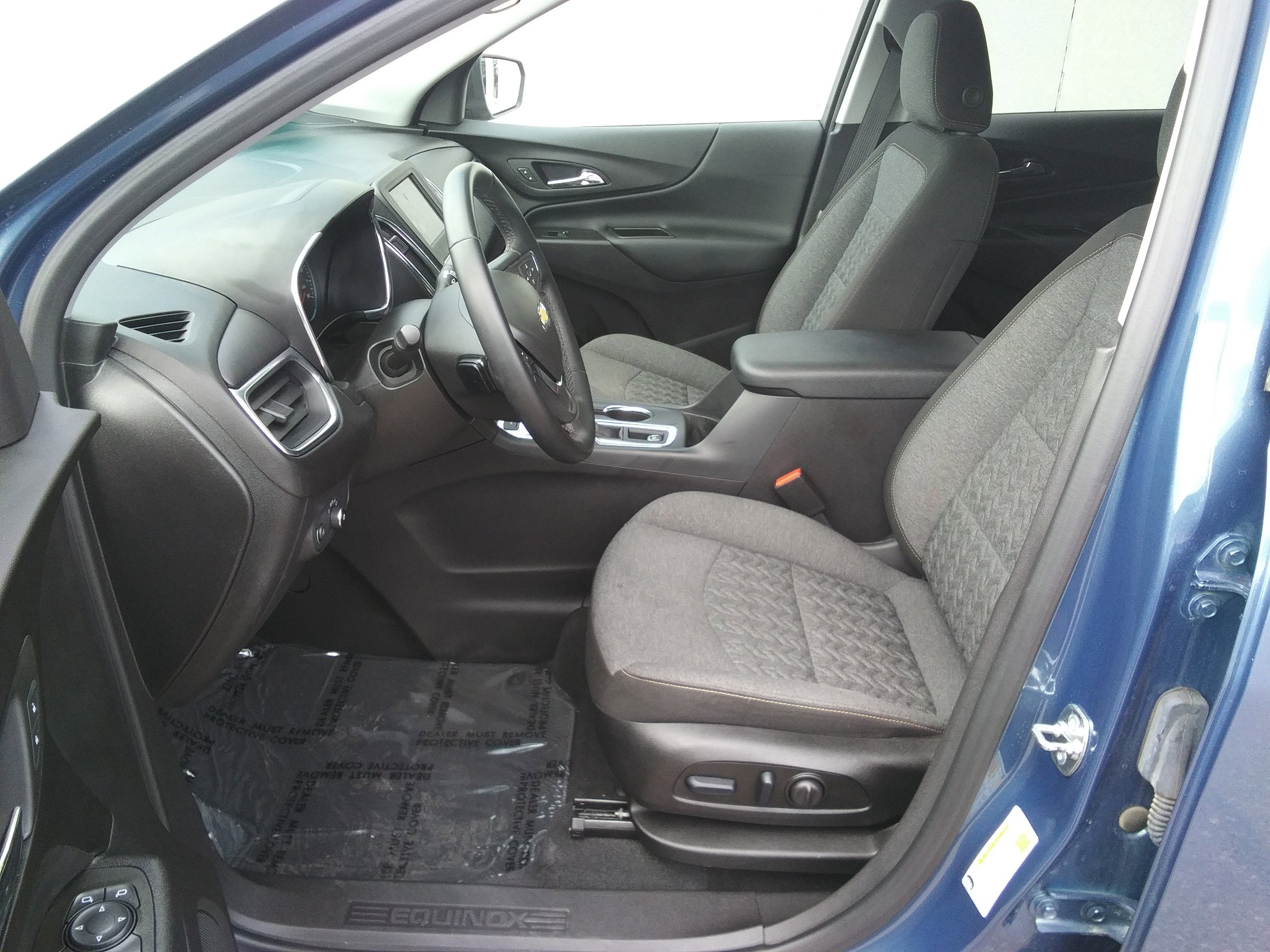 Used 2024 Chevrolet Equinox LT AWD/4WD image 12