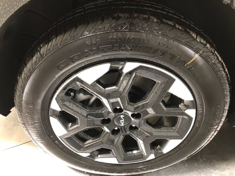 New 2026 Kia Sorento S w/ S Panoramic Sunroof Package image 9