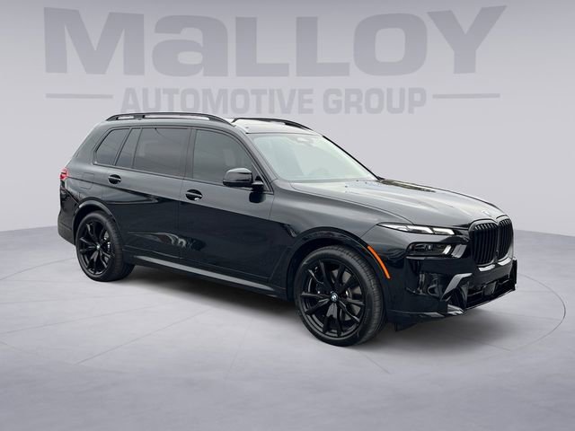 Used 2026 BMW X7 xDrive40i w/ M Sport Package AWD/4WD image 7