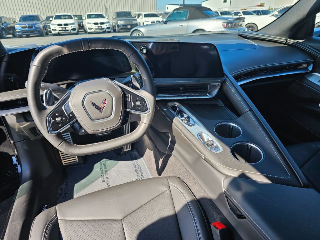 Used 2026 Chevrolet Corvette Stingray Coupe w/ 1LT RWD image 15