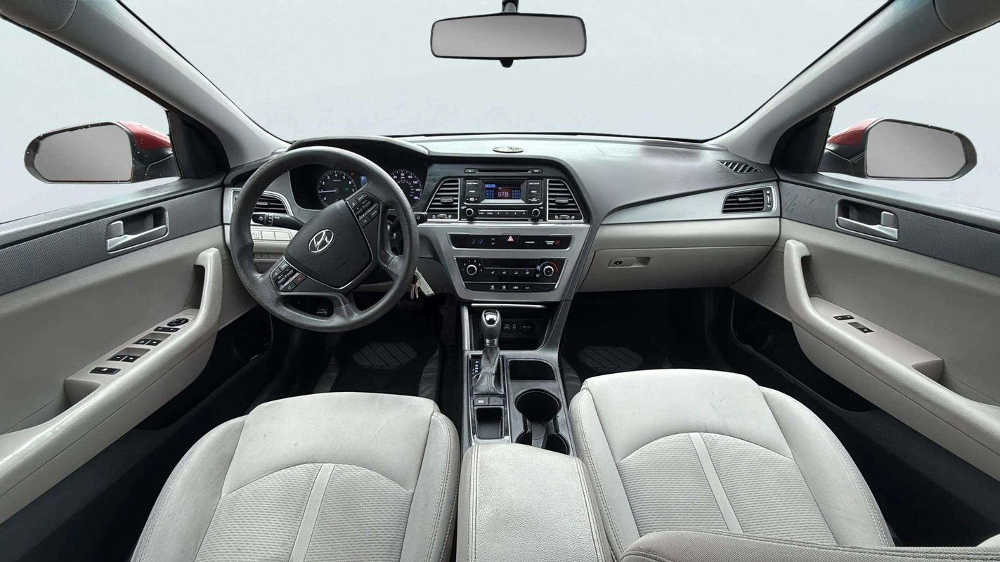 Used 2015 Hyundai Sonata SE FWD image 9