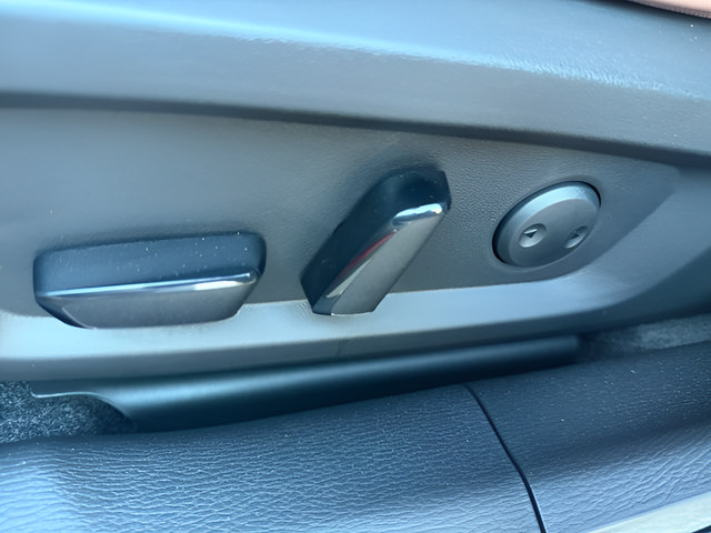 New 2026 Mitsubishi Outlander SEL FWD image 12