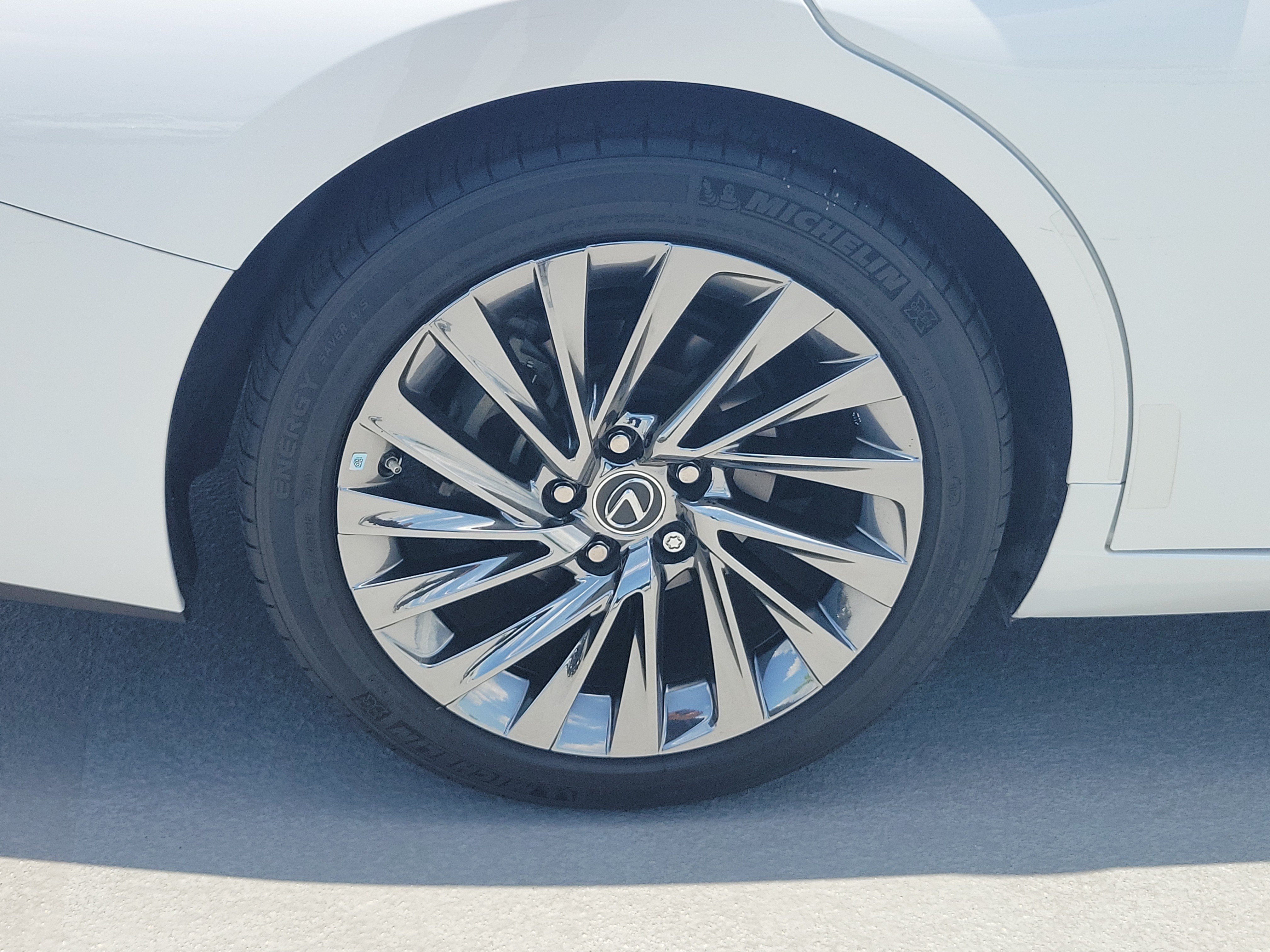 Certified 2024 Lexus ES 350 w/ Technology Package FWD image 7