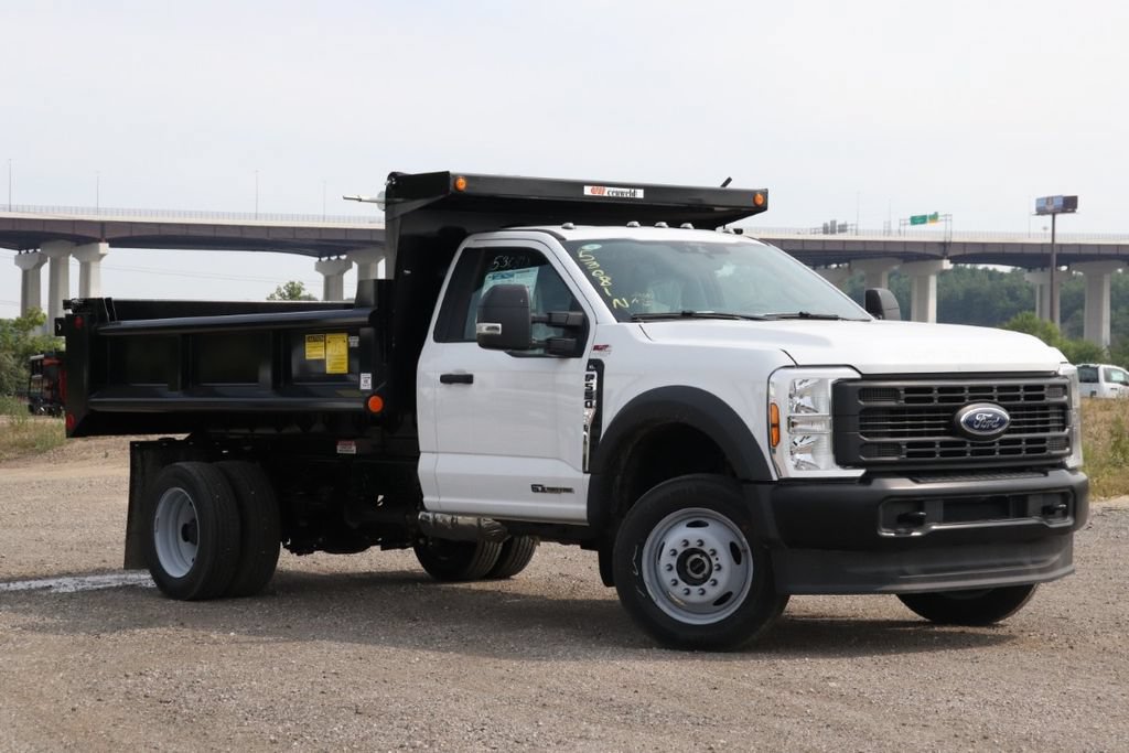 New 2025 Ford F550 4x4 Regular Cab Super Duty image 2