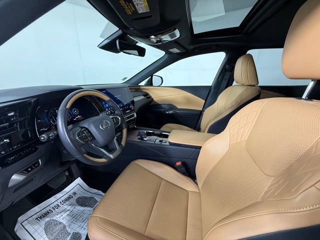 Used 2025 Lexus RX 350 Premium w/ Accessory Package (Z1) image 5