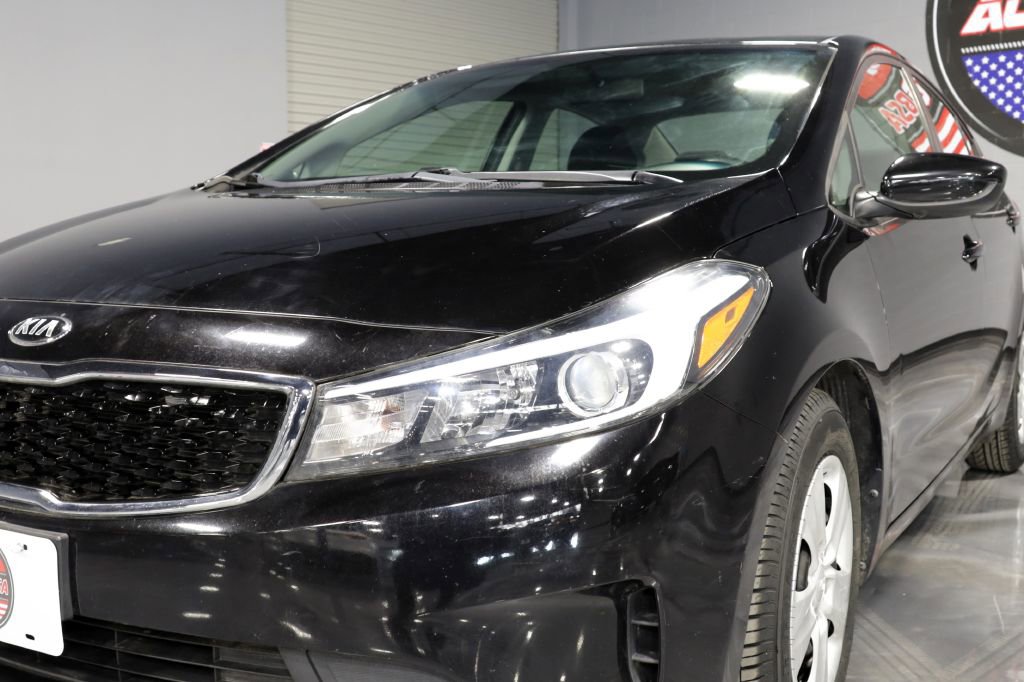Used 2018 Kia Forte LX w/ LX Rear Camera Package image 27