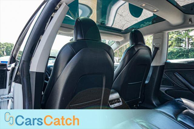 Used 2019 Tesla Model 3 Mid Range RWD image 30