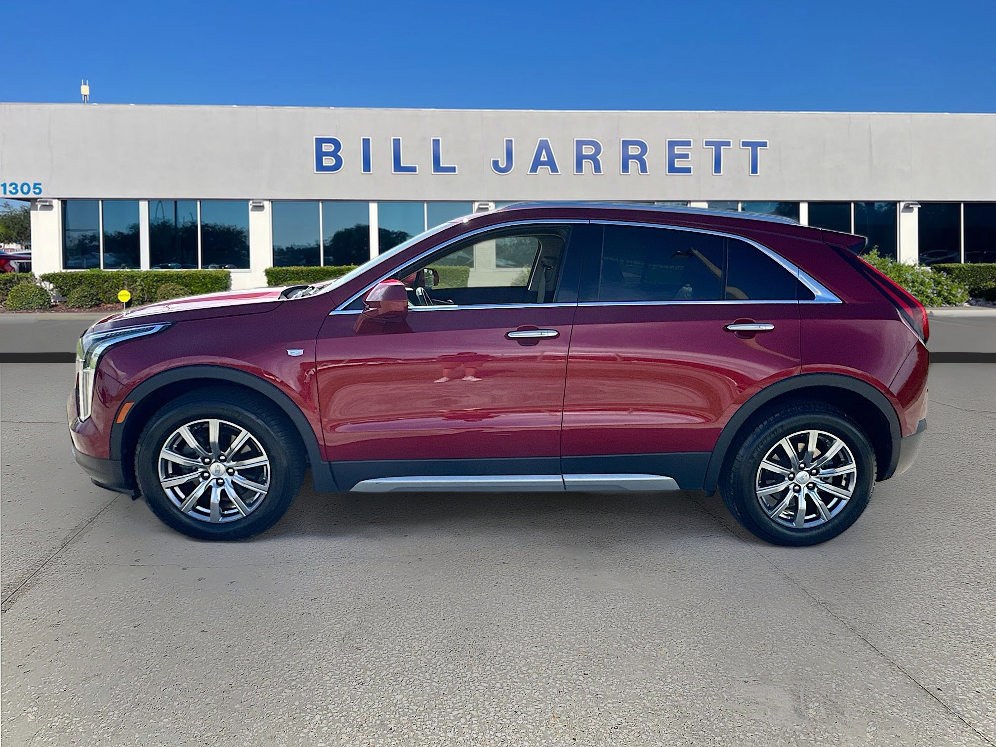 Used 2019 Cadillac XT4 Premium Luxury image 4