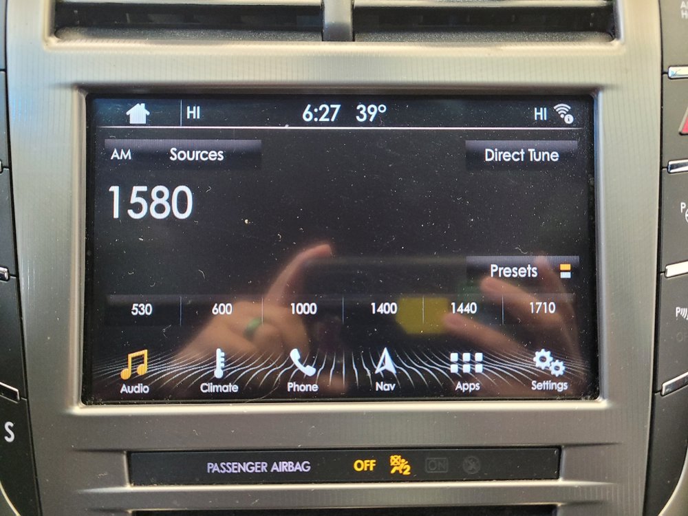 Used 2018 Lincoln MKZ Reserve w/ Technology Package FWD image 25