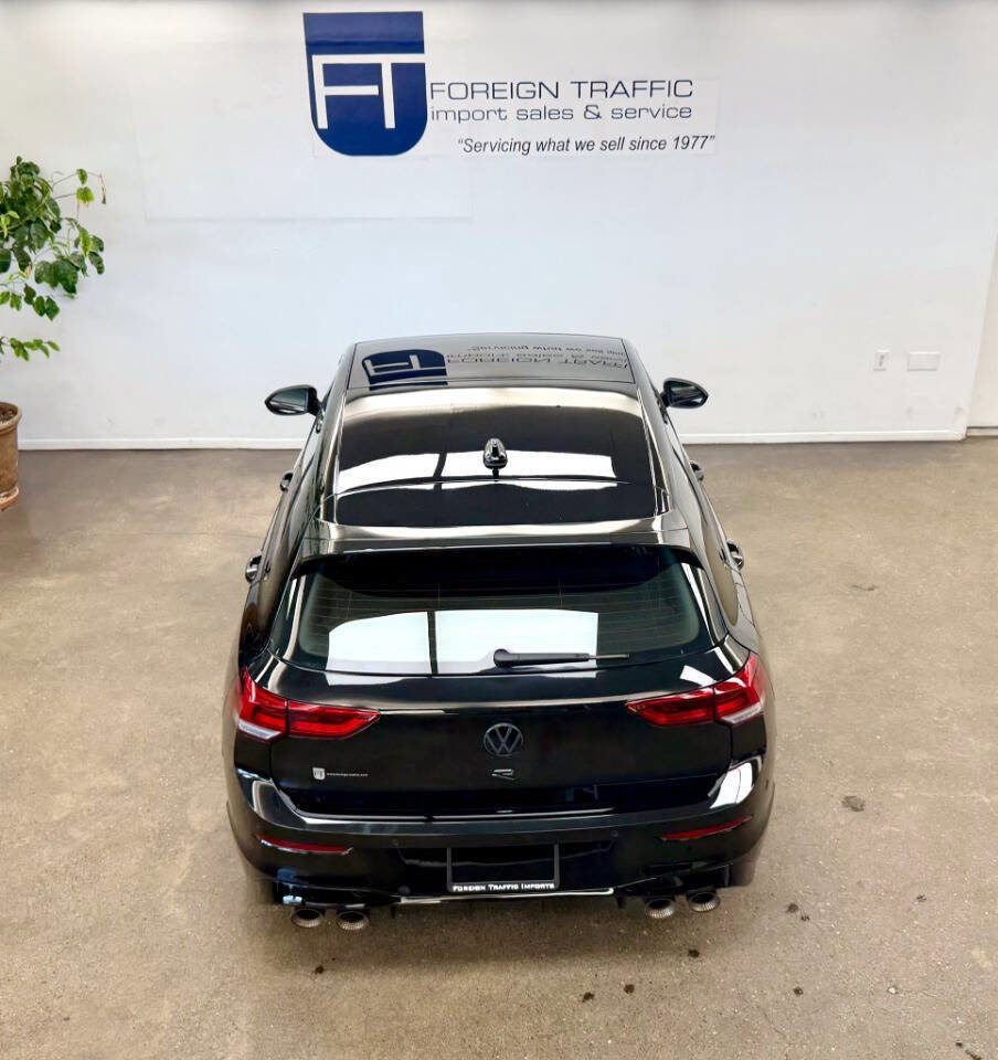 Used 2025 Volkswagen Golf R Black Edition image 25