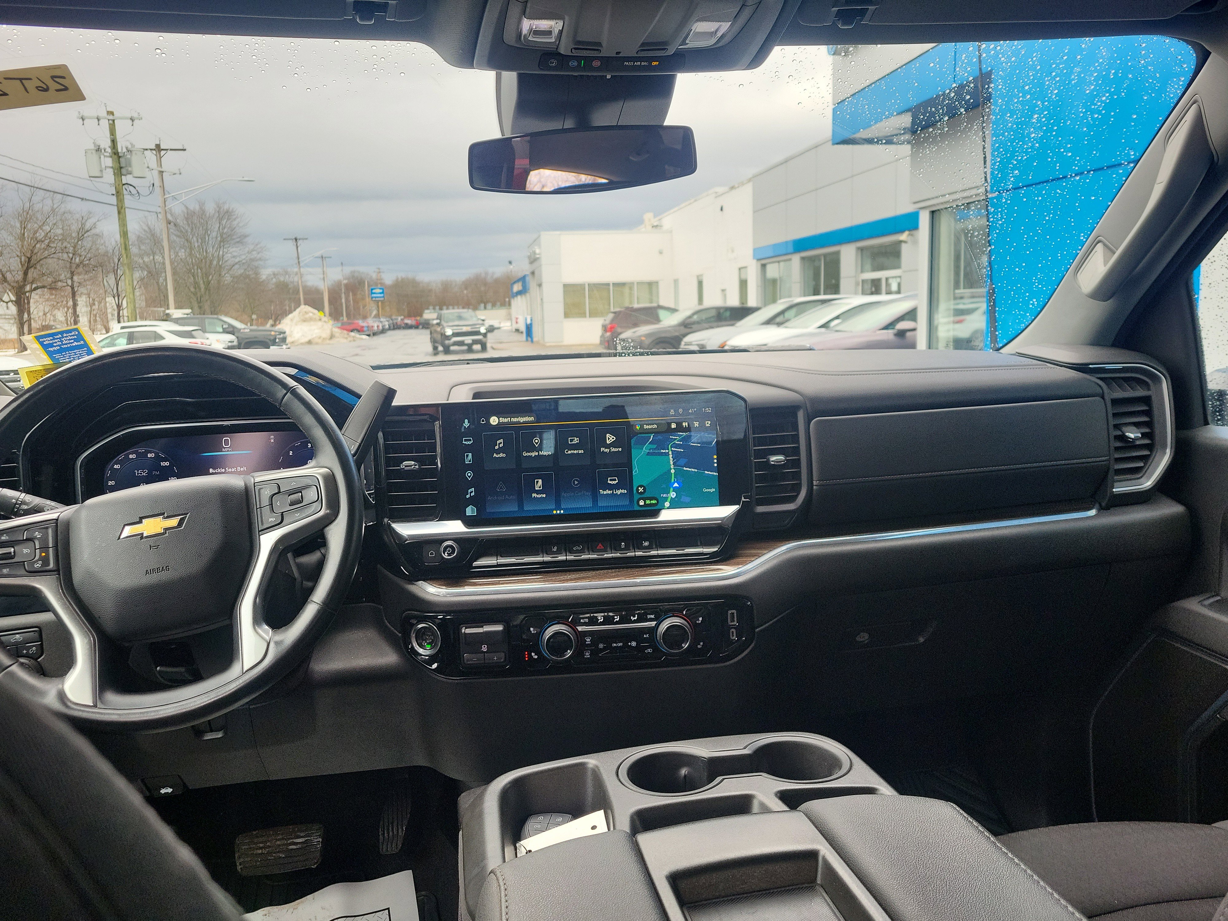 Certified 2024 Chevrolet Silverado 2500 LT w/ Convenience Package image 3