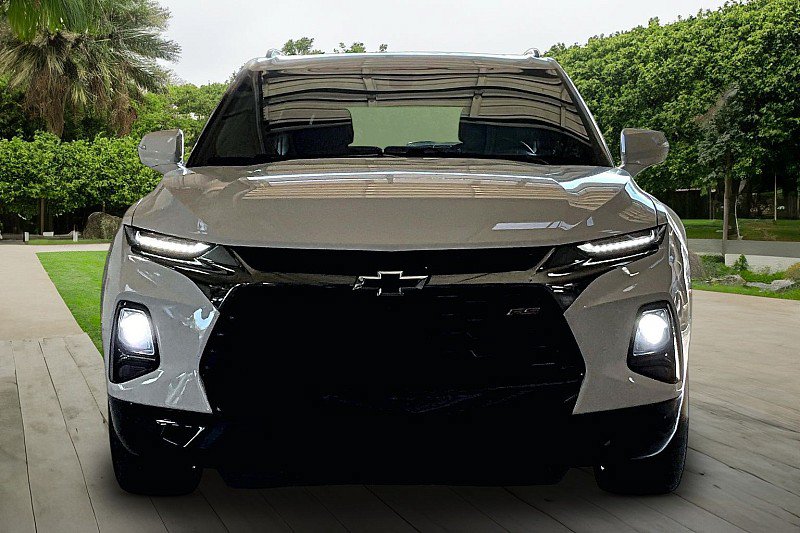 Used 2019 Chevrolet Blazer RS w/ Sun and Wheels Package FWD image 2
