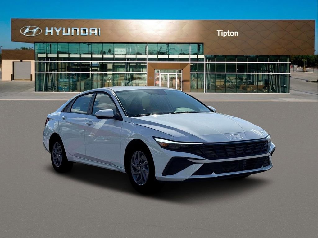 New 2026 Hyundai Elantra Blue image 11