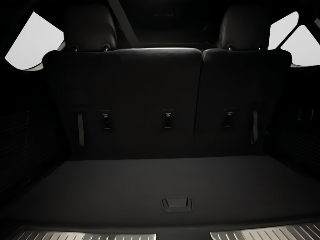 Used 2024 Chevrolet Tahoe RST w/ Sport Performance Package AWD/4WD image 20