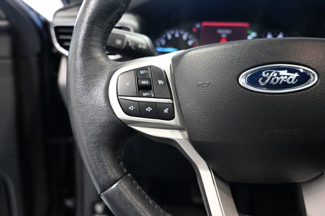Used 2022 Ford Explorer XLT w/ Equipment Group 202A image 24