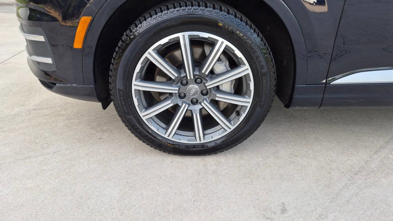 Used 2017 Audi Q7 3.0T Premium Plus image 11