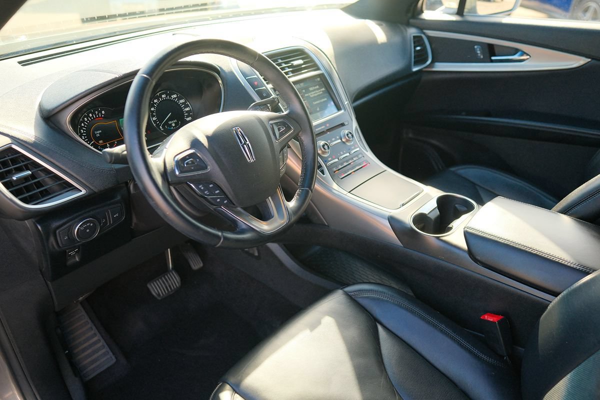 Used 2016 Lincoln MKX Select w/ Select Plus Package FWD image 14