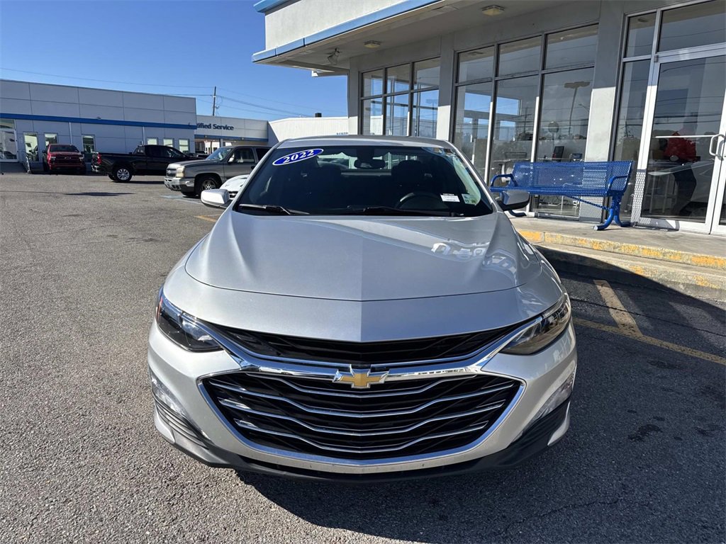 Used 2022 Chevrolet Malibu LT image 2