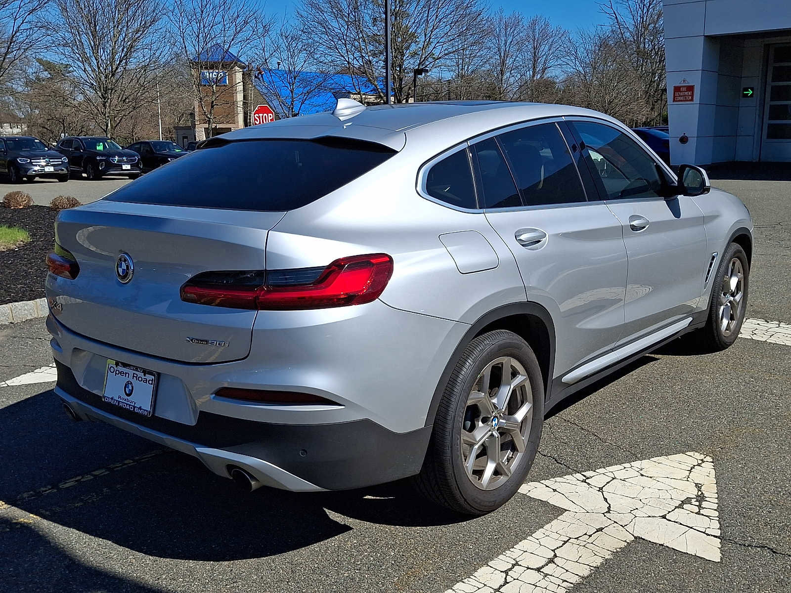 Used 2021 BMW X4 xDrive30i w/ Premium Package AWD/4WD image 6