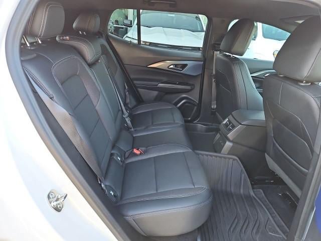 Used 2026 Chevrolet Equinox EV LT w/ Convenience Package II FWD image 26