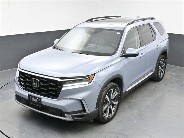 Used 2023 Honda Pilot Touring image 15