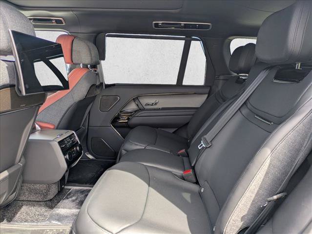 New 2026 Land Rover Range Rover SV AWD/4WD image 16