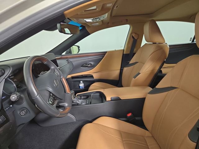 Certified 2024 Lexus ES 300h w/ Luxury Package image 12