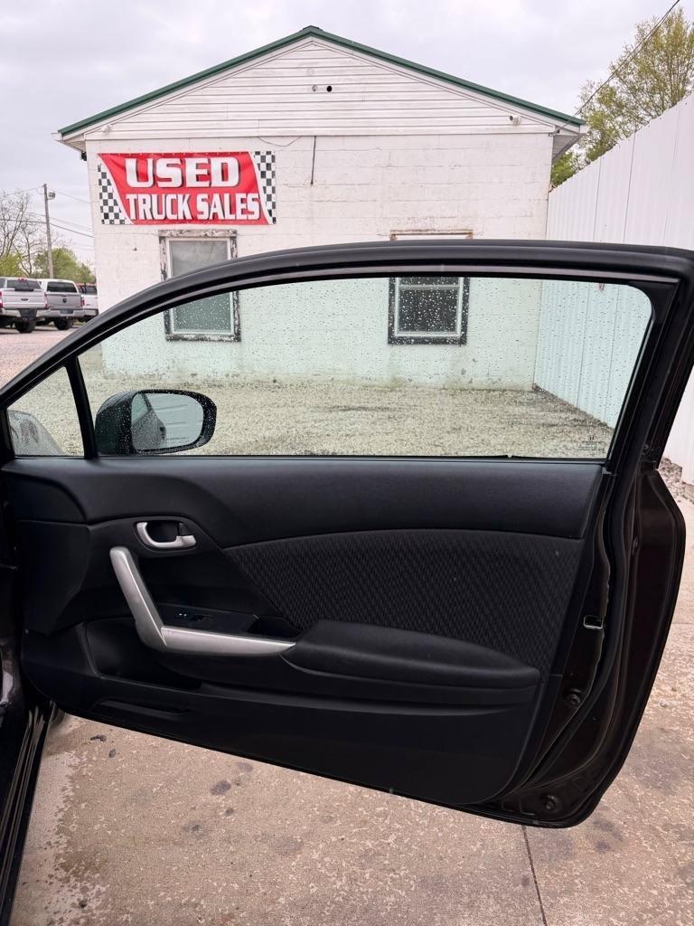 Used 2014 Honda Civic LX image 16