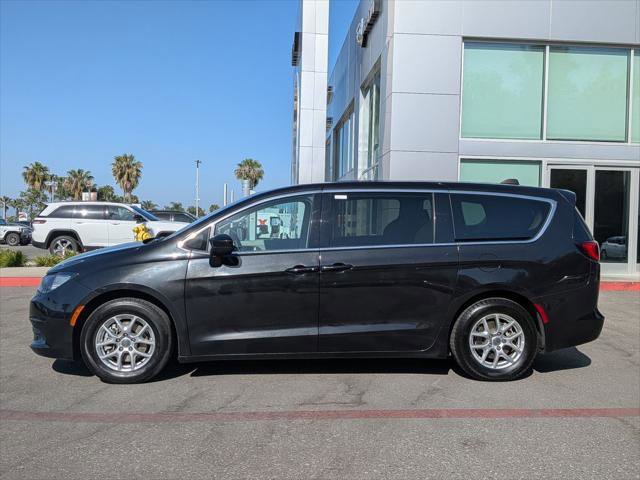 Certified 2023 Chrysler Voyager LX FWD image 2