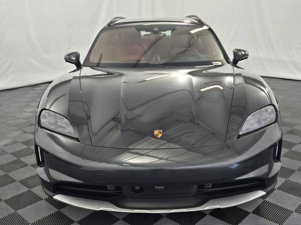 Certified 2025 Porsche Taycan 4S AWD/4WD image 11