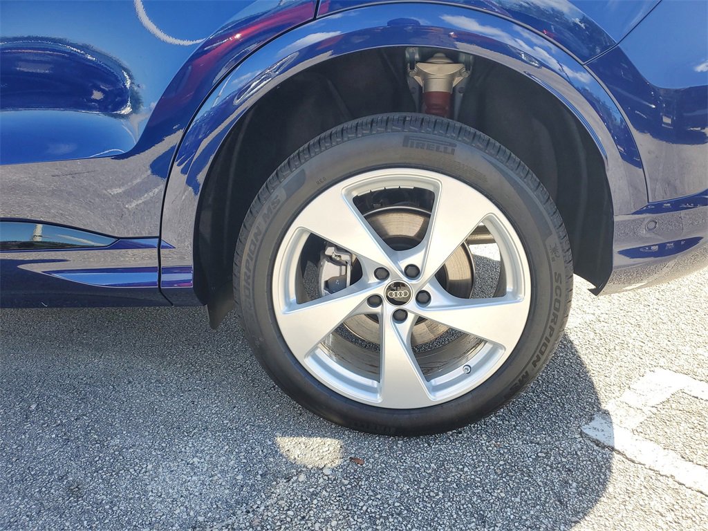 New 2025 Audi Q5 Premium Plus image 30