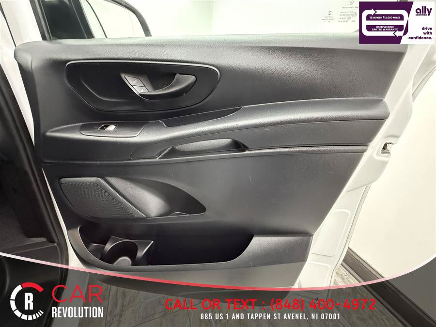 Used 2022 Mercedes-Benz Metris image 32