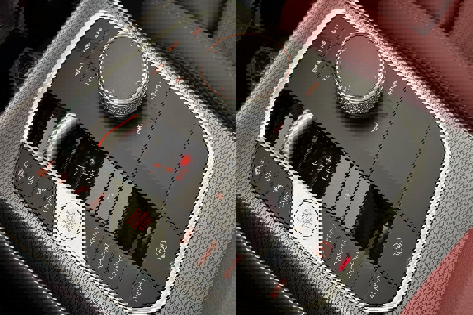 Used 2025 BMW 330i Sedan w/ Premium Package image 21