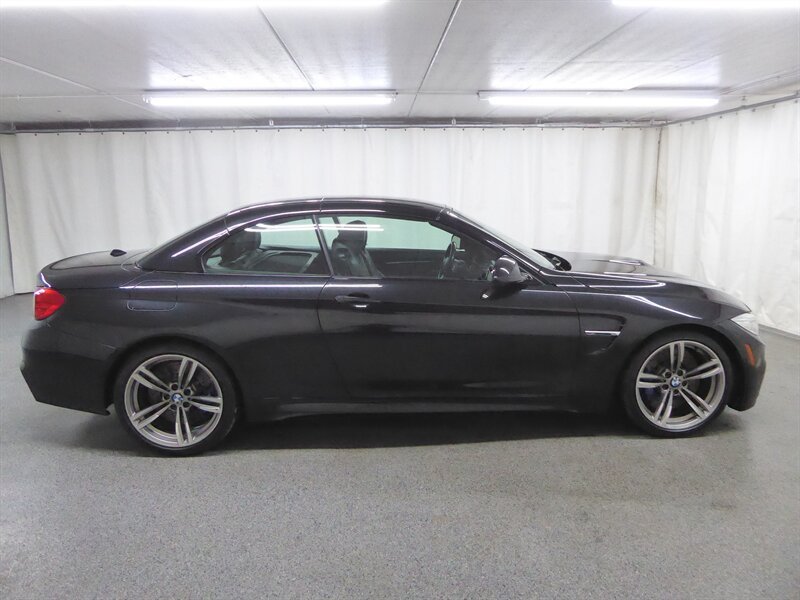 Used 2015 BMW M4 Convertible RWD image 16
