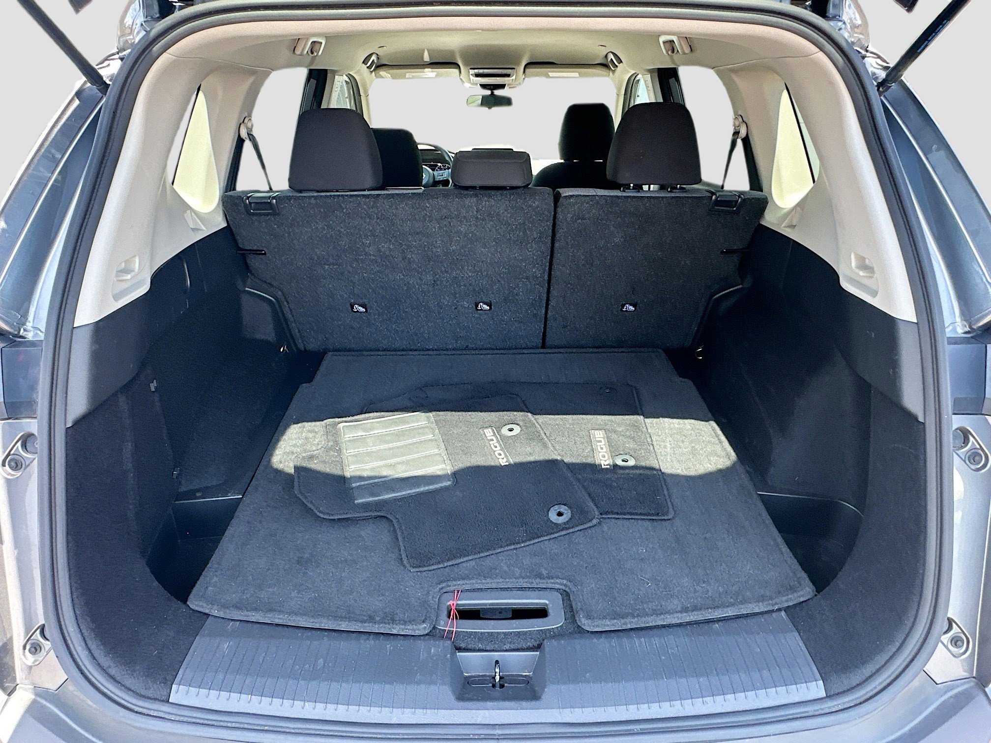 Certified 2023 Nissan Rogue SV image 24