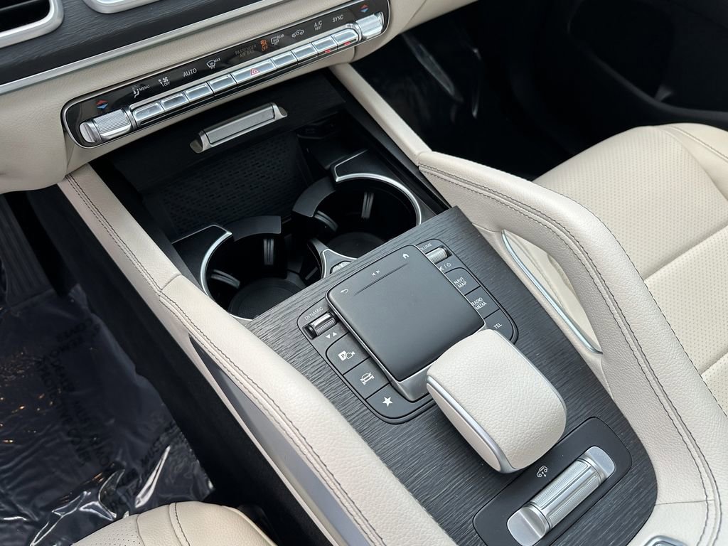 Certified 2023 Mercedes-Benz GLS 450 4MATIC image 33