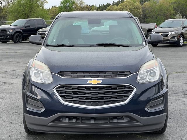 Used 2017 Chevrolet Equinox LS FWD image 33