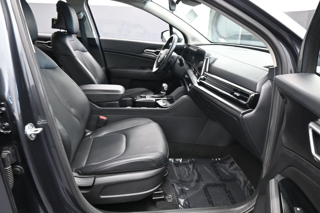 Used 2024 Kia Sportage EX FWD image 41