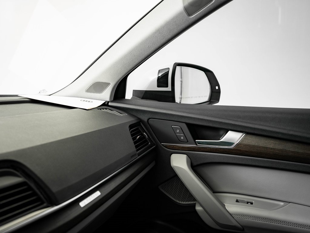 Used 2023 Audi Q5 2.0T Premium Plus w/ Premium Plus Package image 38