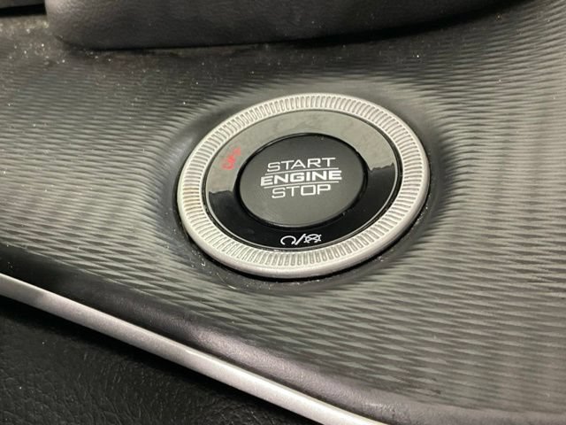Used 2023 Jeep Grand Cherokee Altitude AWD/4WD image 16