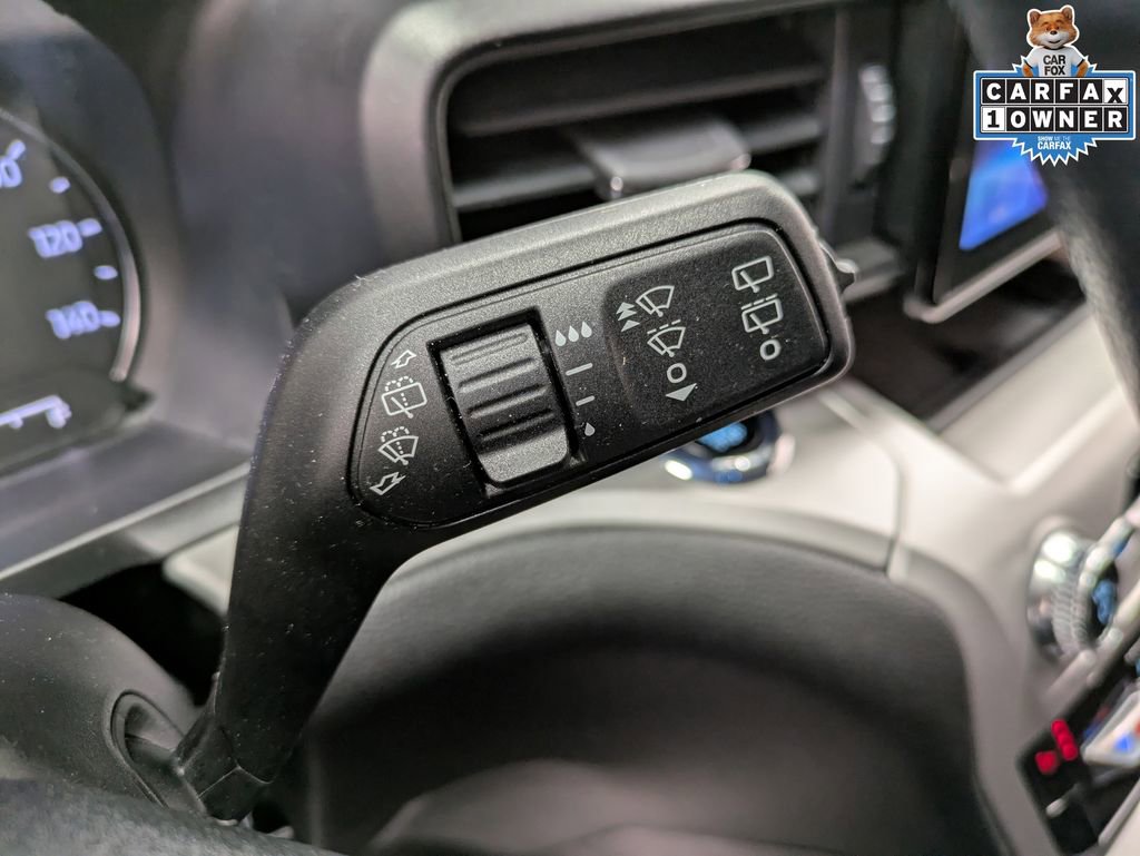 Used 2023 Ford Explorer XLT image 20