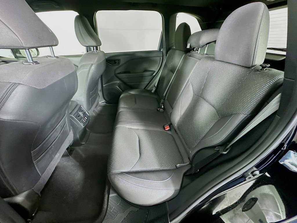 Certified 2025 Subaru Forester Premium image 32