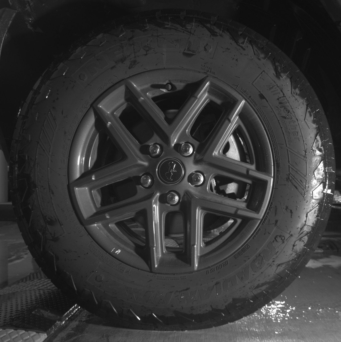 Used 2025 Jeep Wrangler Sport S image 12