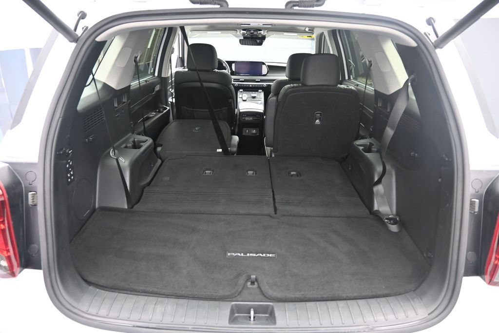 Used 2024 Hyundai Palisade Limited FWD image 24