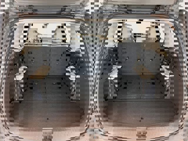 Used 2025 Hyundai Santa Fe SEL image 11