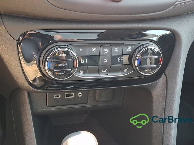 Certified 2023 Buick Encore GX Essence w/ Experience Buick Package FWD image 16