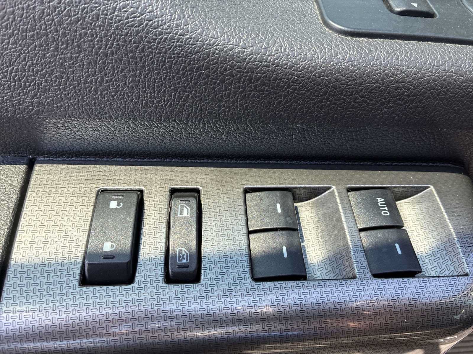 Used 2008 Ford F350 FX4 AWD/4WD image 15